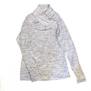 Apana Cut Out Athletic Top, Medium